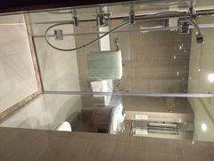 iphone_upload_pic-昆明中心皇冠假日酒店