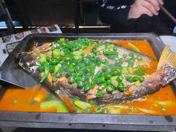 夯鱼烤鱼(鸿翔路店)-"第二次来夯鱼了,店里应该是重新装修了,现.
