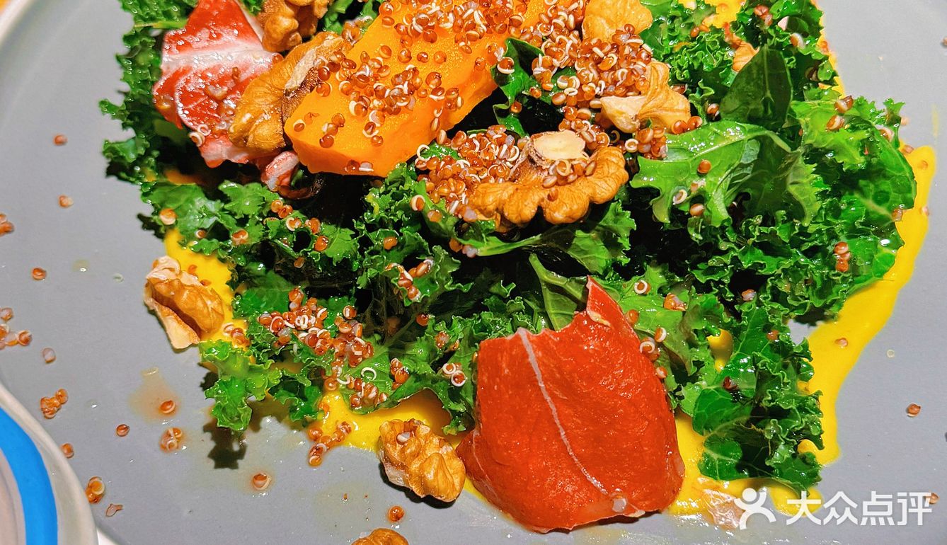 点亮夜色的青山萤火居酒屋