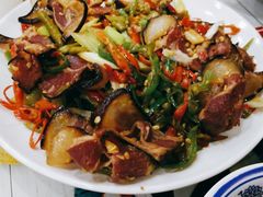 腊味炒酸豆角-文杰餐馆(南洪时尚风情街店)