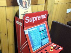 -伯爵·沉浸式超级密室·直营店