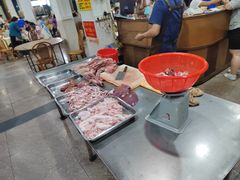 -标记美食新鲜猪杂(兴南大道店)