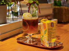 -ZING COFFEE 镜咖啡