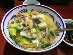 -窄巷子陕菜馆·地道陕西菜(粉巷店)