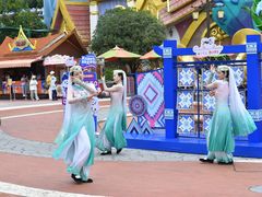 -七彩云南欢乐世界