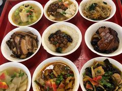 -蓝田九大碗民俗食府(蓝田店)