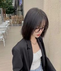 -AYO SALON