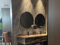 -亿香酒店
