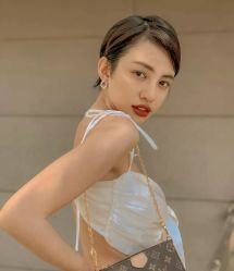 -环球蝶上美业连锁