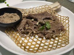 风味牛肋骨-天宫南铂玫瑰园酒店