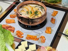 -阿婆情腊排骨火锅·野生菌季(古城旗舰店)