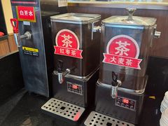 -顺溜·手工刀削面·黑金店(铜锣湾店)