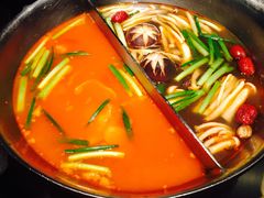 -湊湊火锅·茶憩(新中关购物中心店)