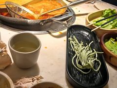 -左庭右院鲜牛肉火锅(浦江欢乐颂店)