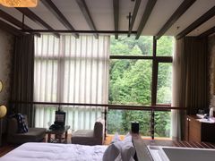 -中铁花水湾温泉酒店(大邑店)
