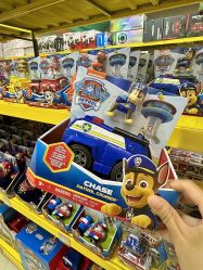 -卡通派潮品玩具折扣仓(青岛新城吾悦广场店)
