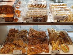 -顶东面包花园·生日蛋糕(香榭丽店)