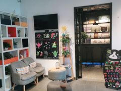 -布丁严选酒店(杭州武林西湖文化广场地铁站店)