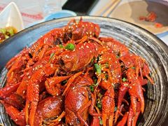 -肥肥虾庄·金牌油焖大虾(杨园滨江时代walk店)
