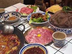 -旧街市鲜货老火锅(大光路店)