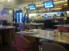 -樱花里音乐餐吧·牛扒椰子鸡(东圃店)