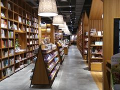 -百新书局(尚悦湾店)