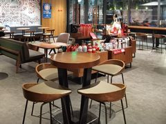 大堂-星巴克臻选(北京凤凰汇店)