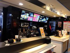 -麦当劳(新华路步步高店)