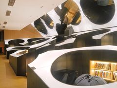 -涨巢·潮玩水疗局