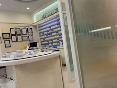 -维乐口腔(美维云门诊陆家嘴店)