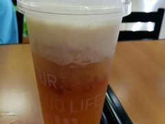 圣桃酸奶霸-嗨菓新鲜茶饮(北京大学店)