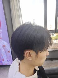 -藤野造型烫发染发