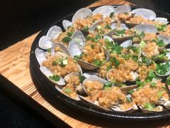 -何师烧烤·香辣蟹·川菜·30年老品牌(太古里旗舰店)