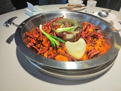 -茅草房·河畔园林火锅