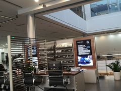 -天津波士信达奔驰4S店(卫津南路店)