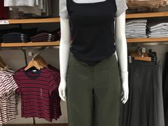 -优衣库(威海威高购物中心店)