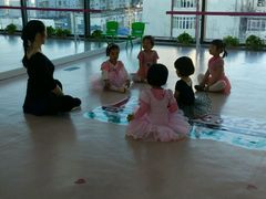 -Isee灰姑娘国际儿童艺术中心(BHGMall店)