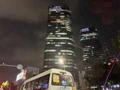 -上海世纪汇广场