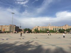 -艾提尕尔清真寺