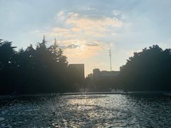 -上海市龙华烈士陵园