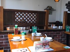 大堂-山沟沟羊小馆&烤全羊羊肉汤(麦岛店)