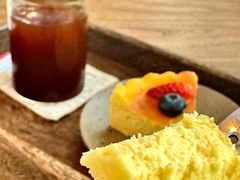 -彳亍咖啡·这里(水湾路店)