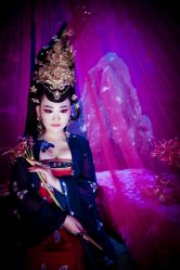 -九月鹰飞汉服摄影工作室