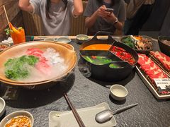 -三出山火锅(南京万象天地店)
