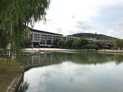 -上海佘山世茂艾美酒店