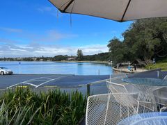 -Takapuna Beach Cafe