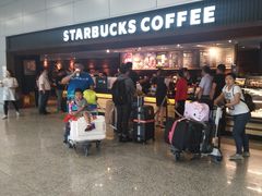-星巴克(浦东机场T1国际27号口店)