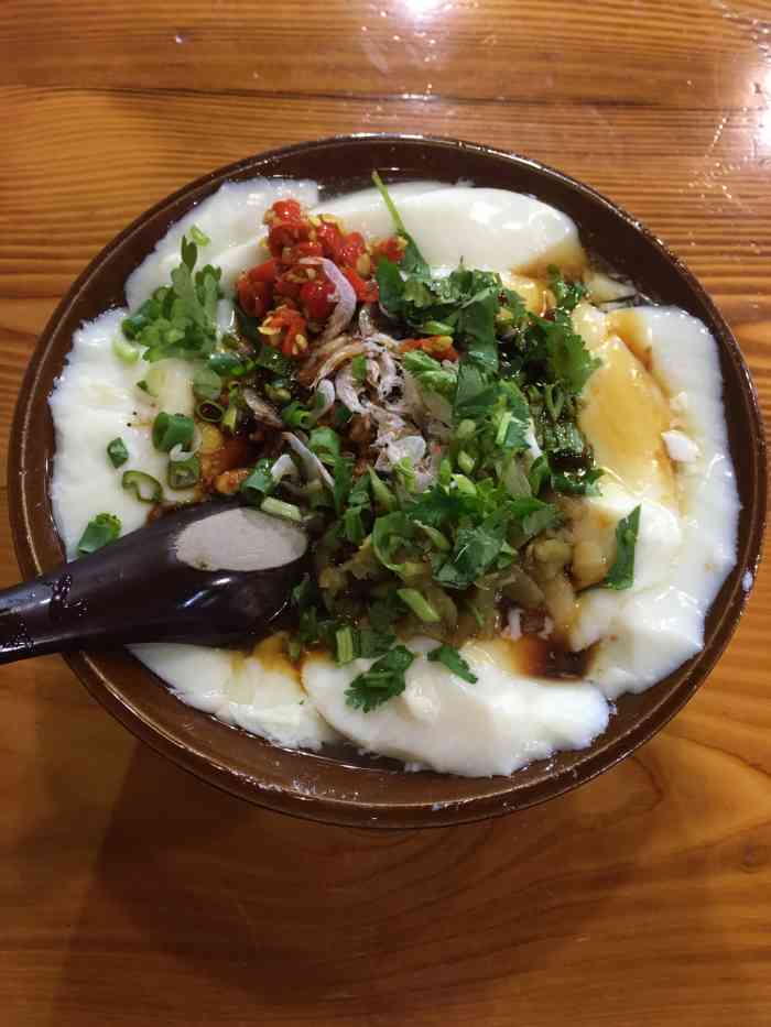 打分 豆腐嫩滑,味道鲜美,很好吃的豆腐脑