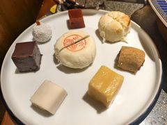 -真地道京味府·鲜橙烤鸭·北京菜(朝外大街东大桥店)
