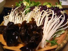 -拾味馆·浓鲜骨汤(光谷天地店)